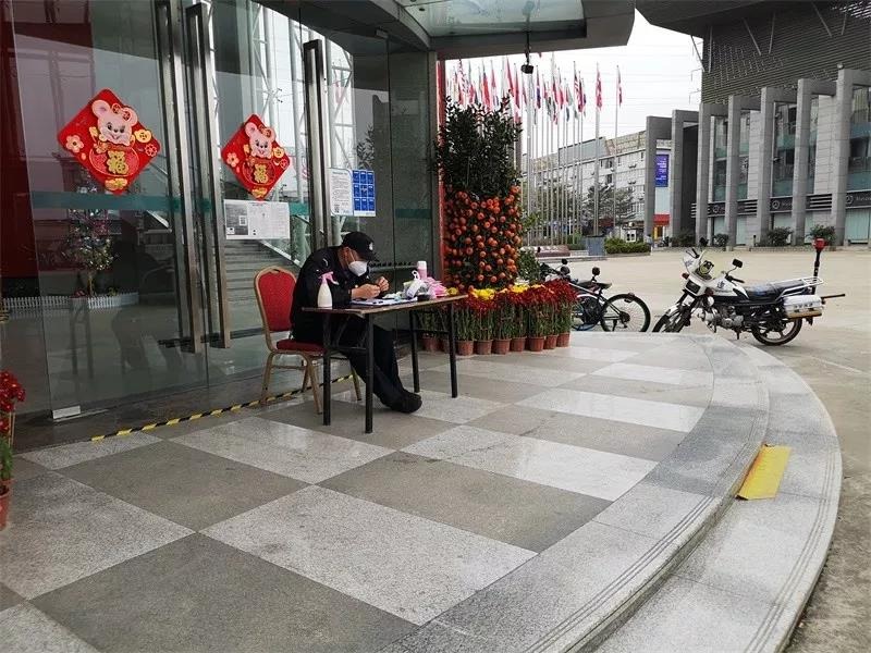 抗疫前线丨中亚与您一同共克时艰，砥砺前行